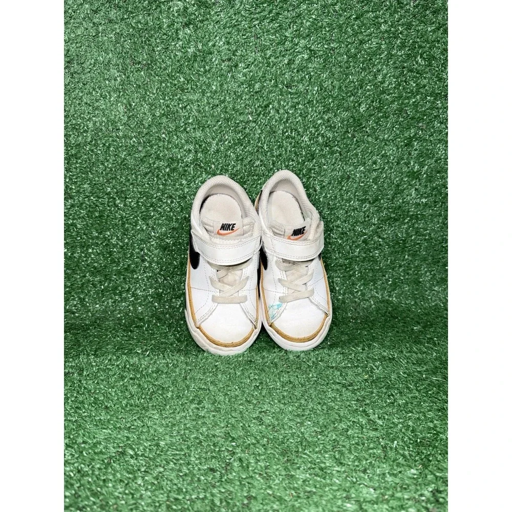 Nike Court Legacy Toddler Size 8C White Casual Shoe Walking Sneakers DA5382-102